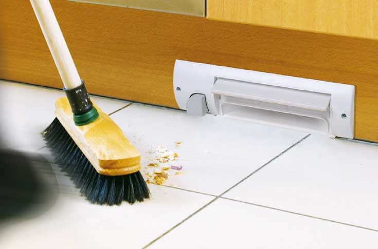 Plinthe ramasse-miettes pour aspirateur centralisé